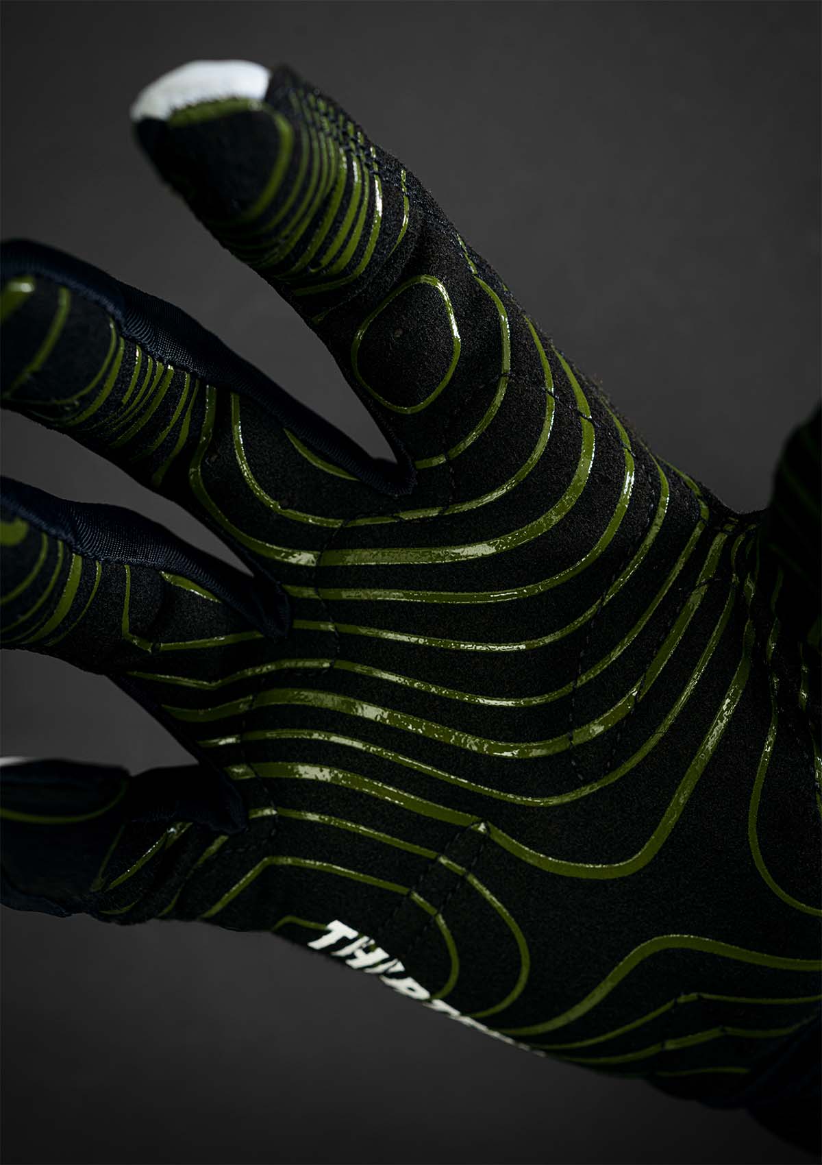 Thumb 4